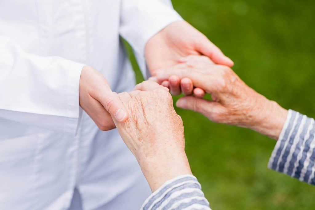 7 Ayurvedic Ways to manage Parkinson's Disease | Shathayu Retreat